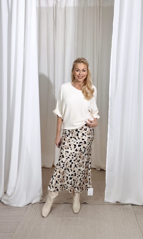 Nilea Satin Midi Skirt Abstract Leo Print - Image 4
