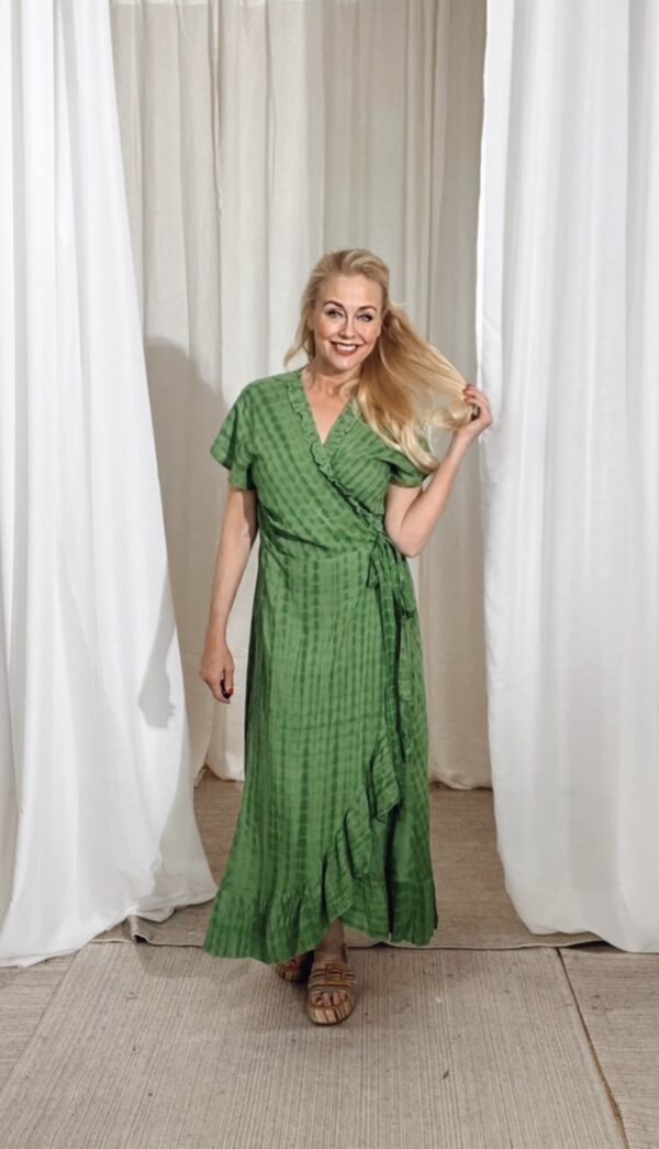 Long Wrap Dress Frill Tie Dye Green - Image 3