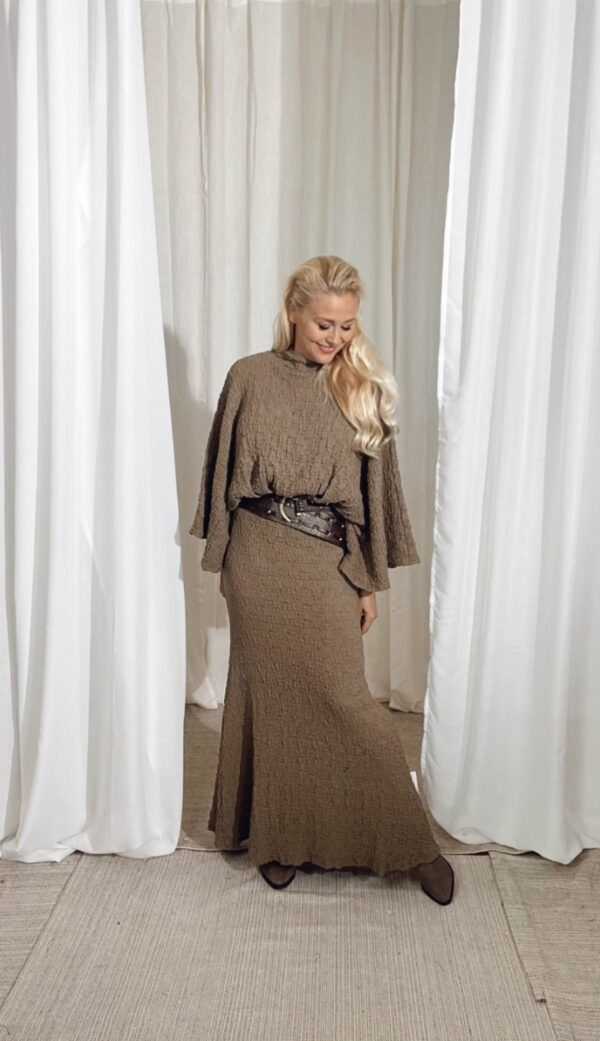 Izlo Dress Dusty Olive - Image 6