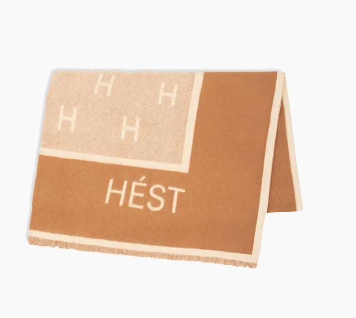 Blanket Amanda Thrush