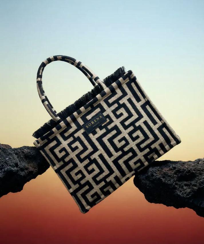 Domna Medium Tote Bag